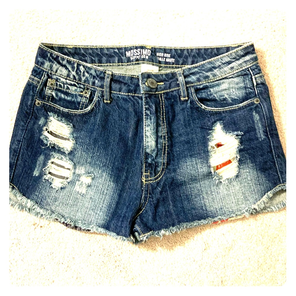 Mossimo distressed shorts